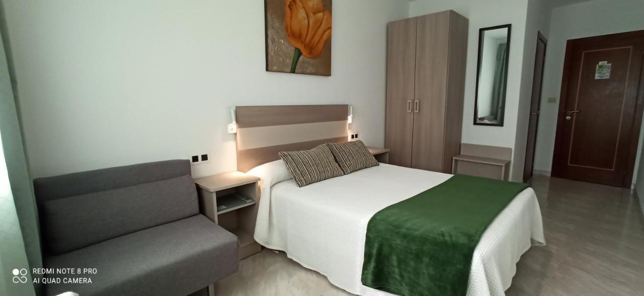 פיניסטרה Hostal Rivas מראה חיצוני תמונה