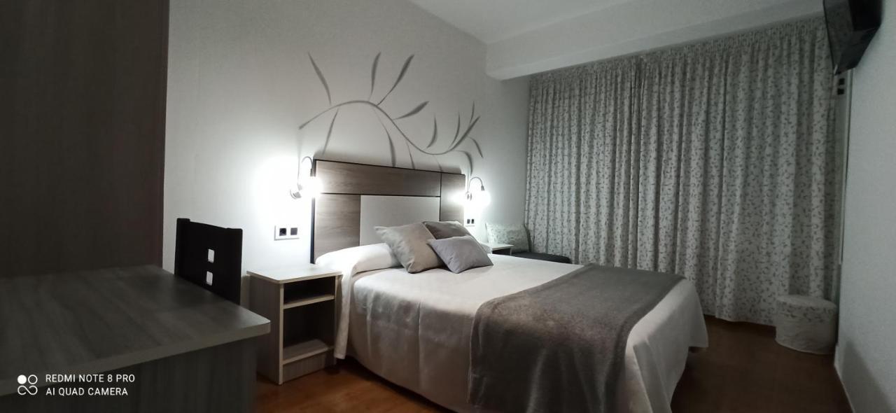 פיניסטרה Hostal Rivas מראה חיצוני תמונה